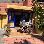 Vivelorural Casa La Cuevita, Country house *