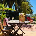 Vivelorural Casa La Cuevita, Country house