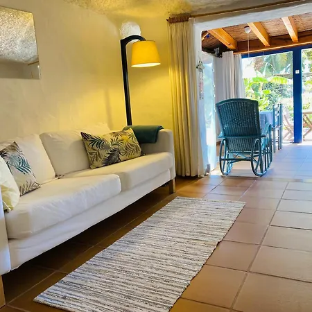 Vivelorural Casa La Cuevita, * Santa Brigida (Gran Canaria)