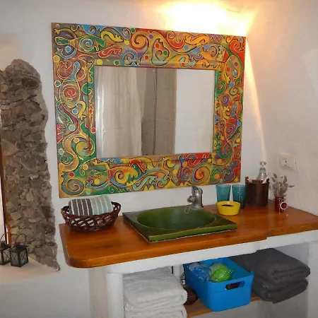Vivelorural Casa La Cuevita, *